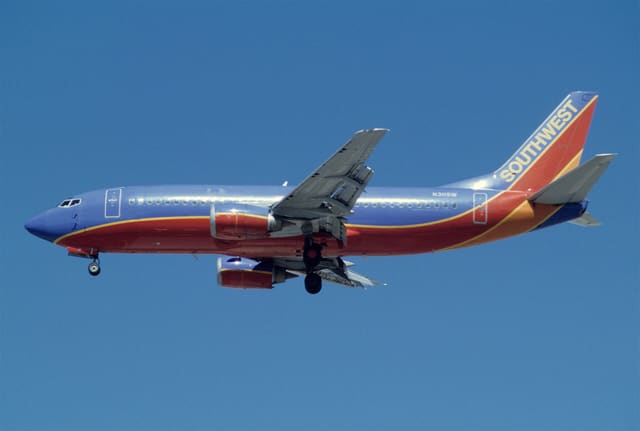 N311SW - Boeing