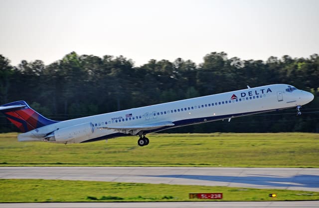 N966DL - Aircraft