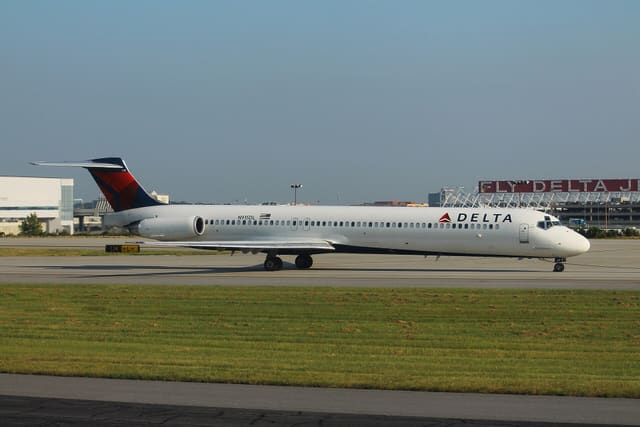 N915DL - Aircraft