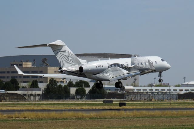 N866LM - Business jet