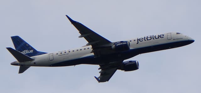 N266JB - Embraer
