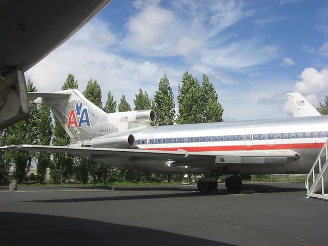 N874AA - Boeing
