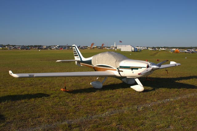 N335CE - Single-engine aircraft