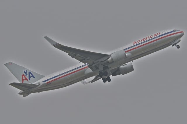 N345AN - Boeing
