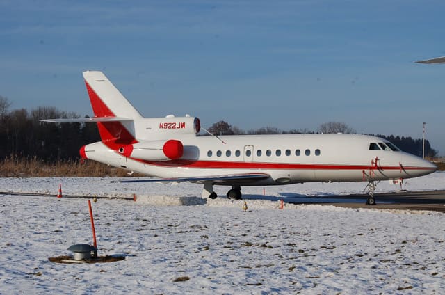 N922JW - Business jet
