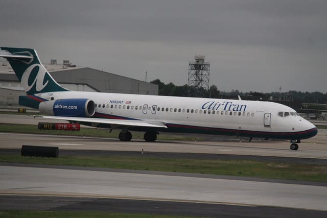 N982AT - Boeing