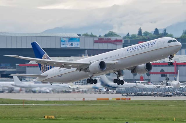N67058 - Boeing