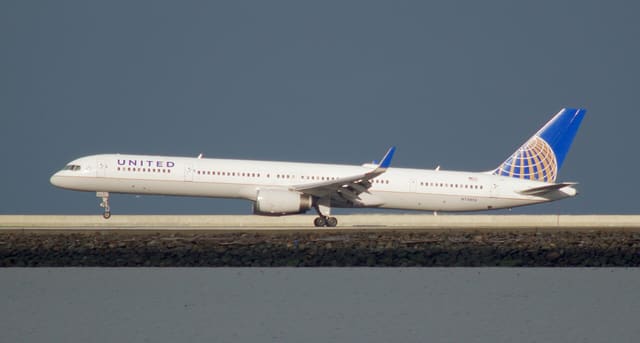 N74856 - Twin-engine aircraft