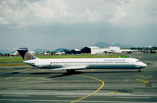 N14840 - Douglas