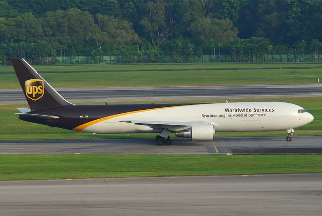 N322UP - Twin-engine aircraft