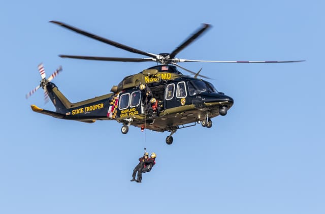 N382MD - Helicopter