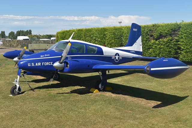 G-APNJ - Beechcraft