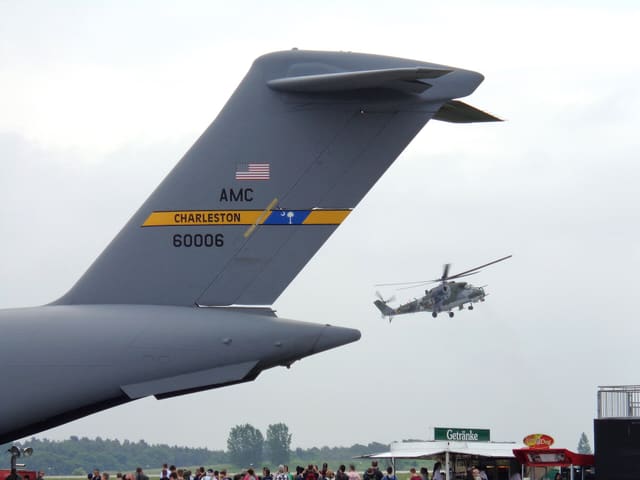  - Helicopter