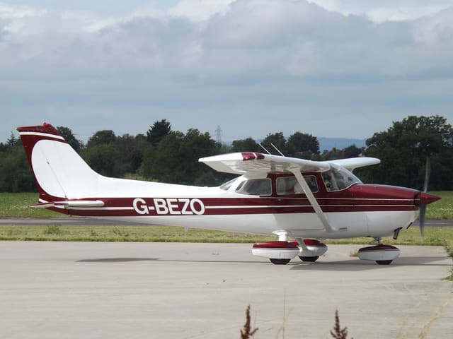 G-BEZO - Cessna