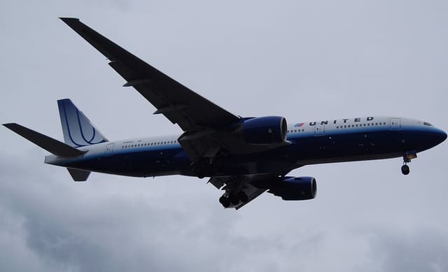 N795UA - Boeing