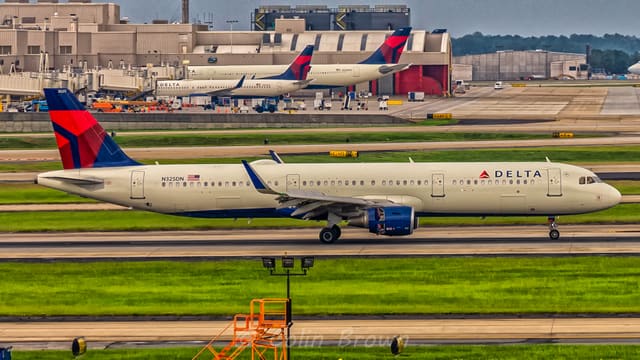 N325DN - Airbus
