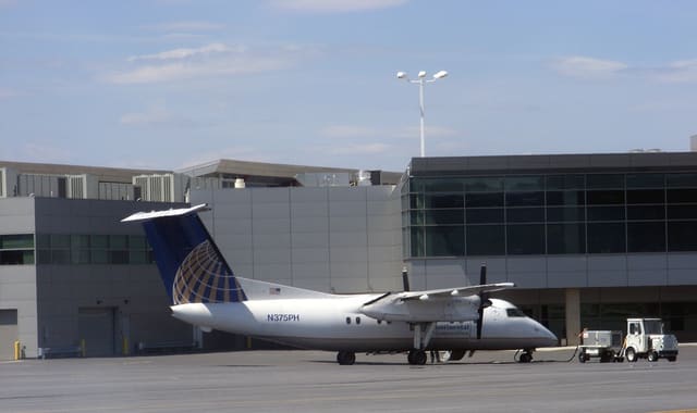 N375PH - Bombardier