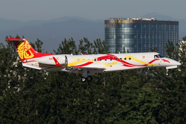 N688JC - Embraer