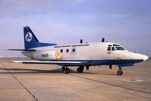 N65 - Twin-engine aircraft