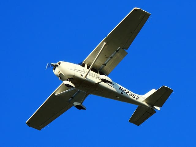 N2235V - Cessna