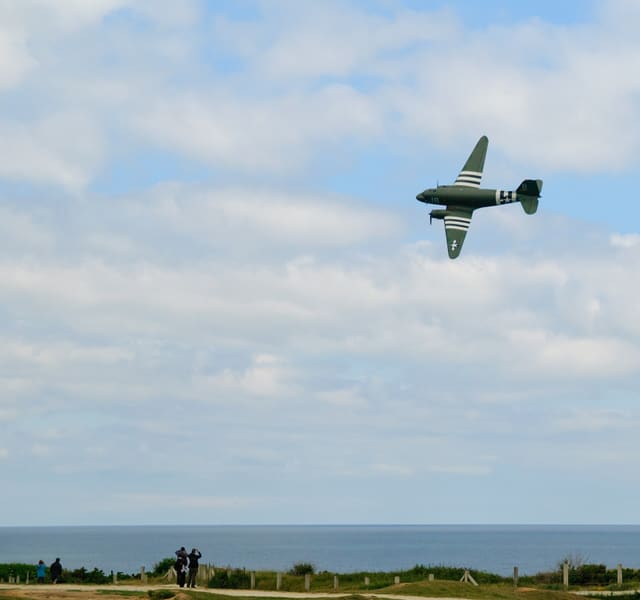  - Twin-engine aircraft
