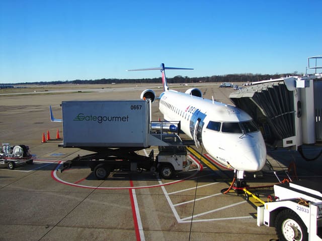 N690CA - Aircraft