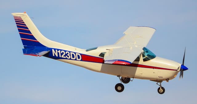 N123DD - Cessna