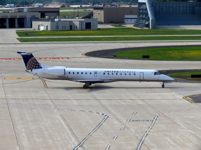 N16961 - Embraer