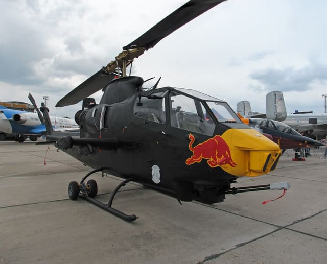 N11FX - Helicopter