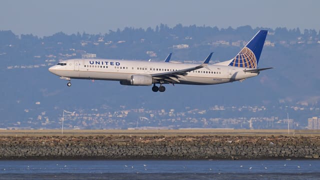 N73445 - Boeing