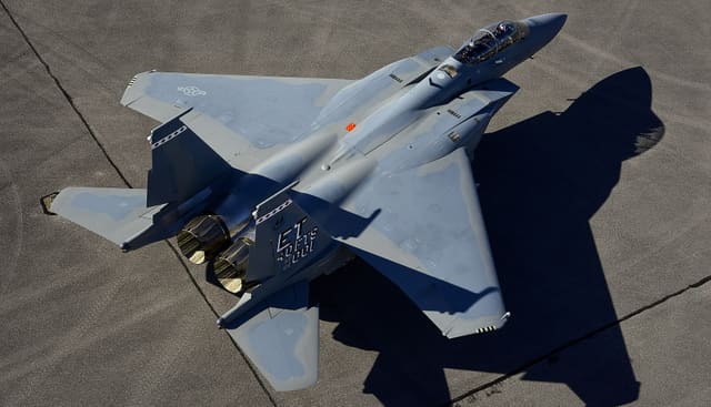  - Twin-engine aircraft