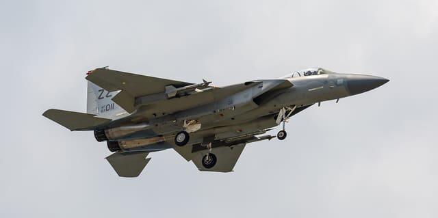  - Twin-engine aircraft