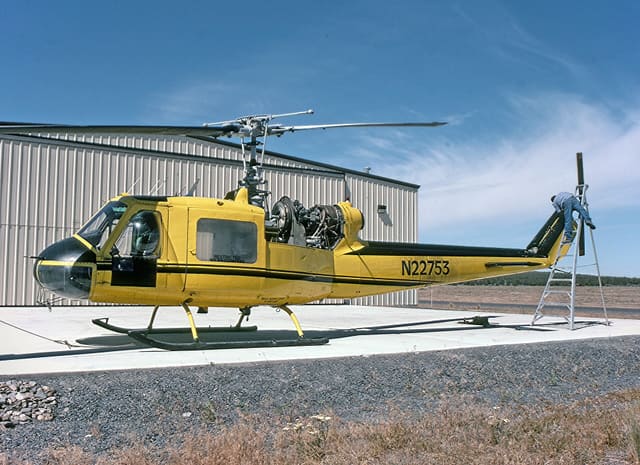 N22753 - Helicopter