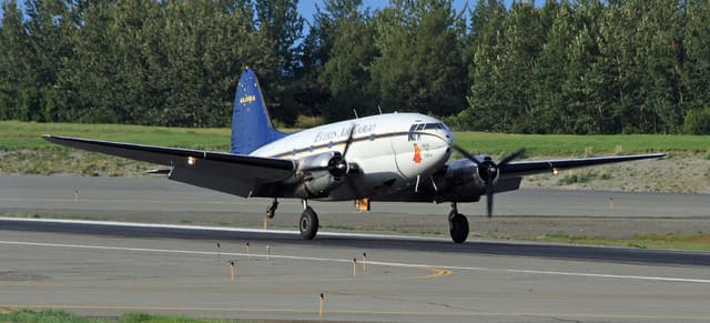 N54584 - Twin-engine aircraft