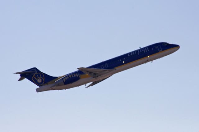 N932AT - Boeing