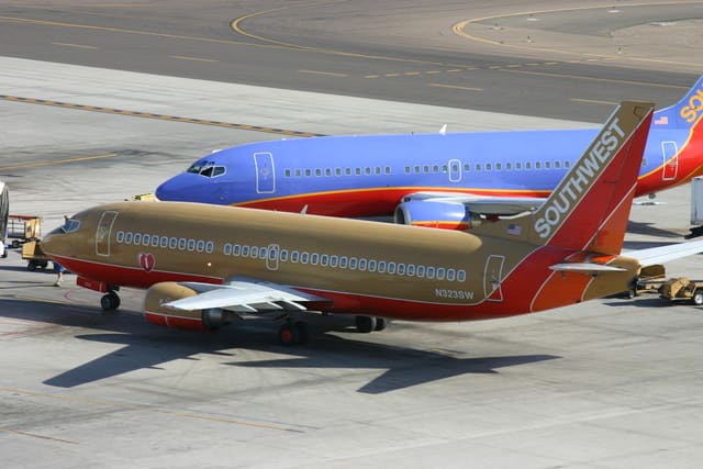 N323SW - Boeing