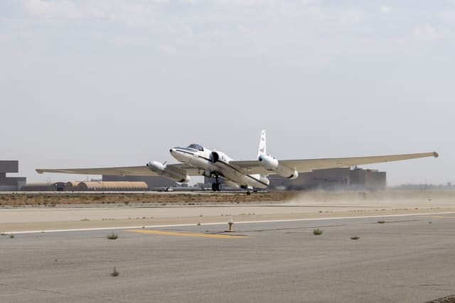 N809NA - Lockheed