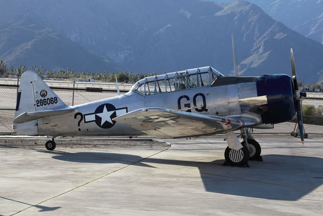 N4086T - Warbird