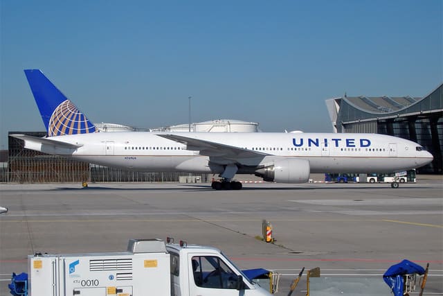 N769UA - Boeing