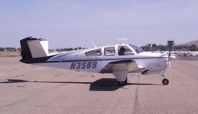 N358S - Beechcraft