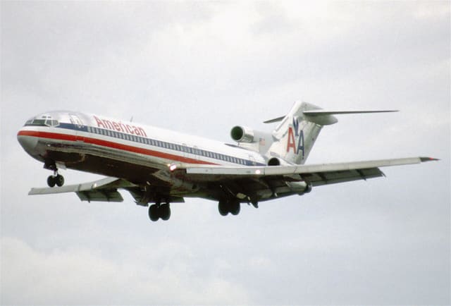 N886AA - Aircraft