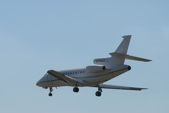 N789ZZ - Business jet