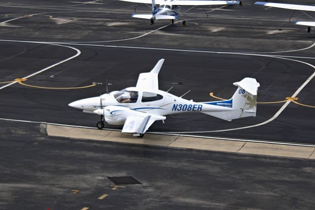 N308ER - Diamond
