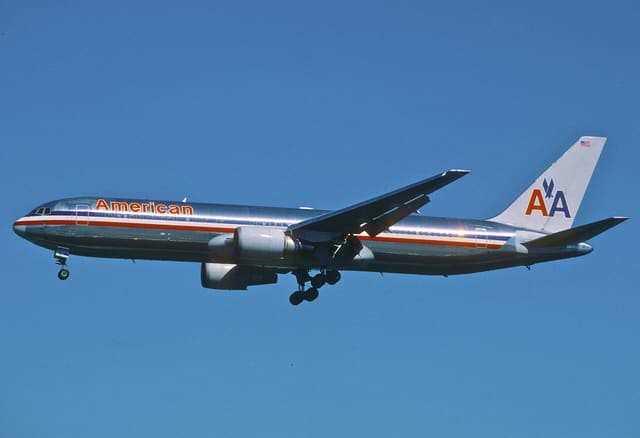 N359AA - Boeing