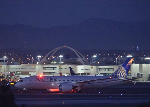 N26906 - Boeing