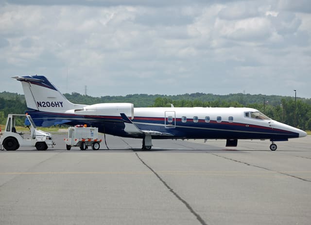 N206HY - Business jet