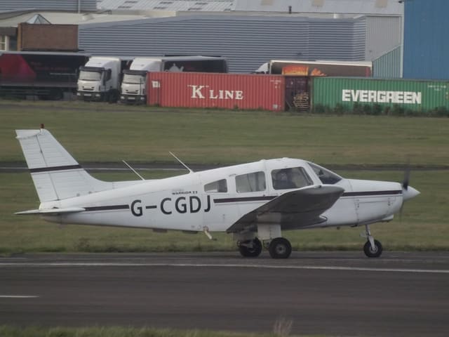 G-CGDJ - Piper