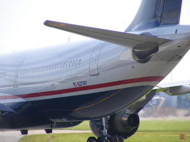 N271AY - Aircraft