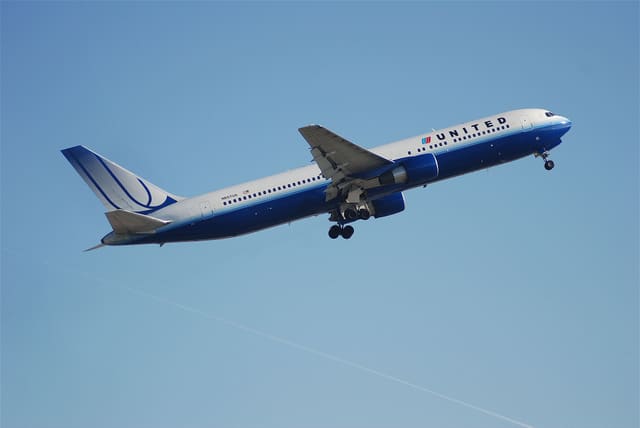 N657UA - Boeing