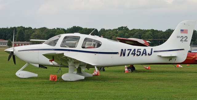 N745AJ - Cirrus